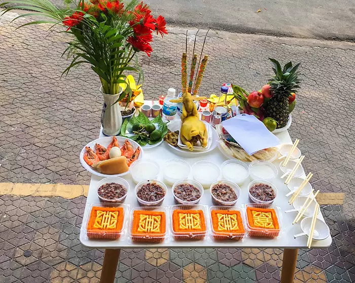 Cúng xe ô tô mới – những điều chủ xe cần biết