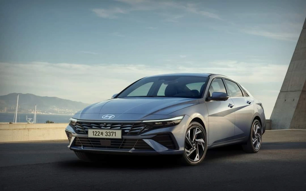 Hyundai Elantra – mẫu xe sedan Hyundai tại Việt Nam